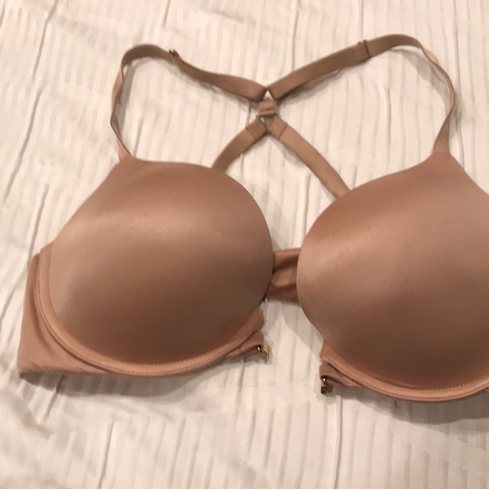 Victoria Secret 34D